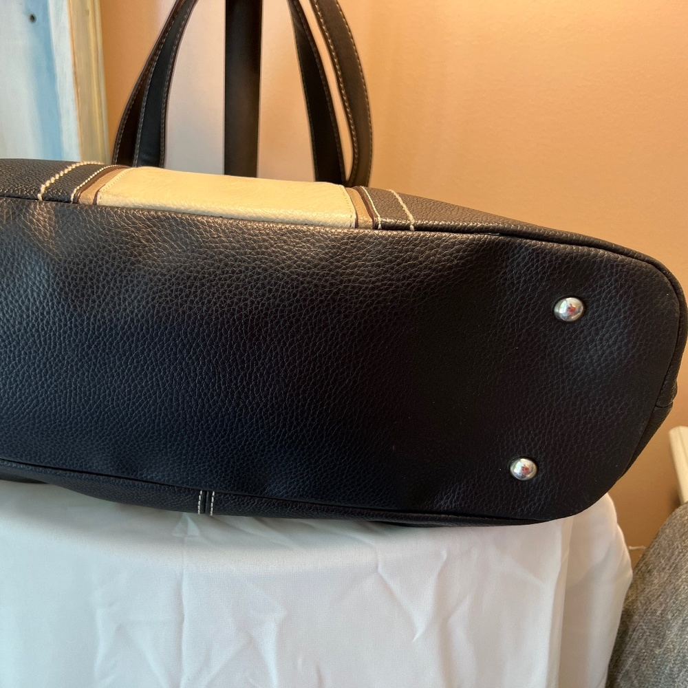 Large Black and Cream Leather Tignanello Handbag - Picture 3 of 9